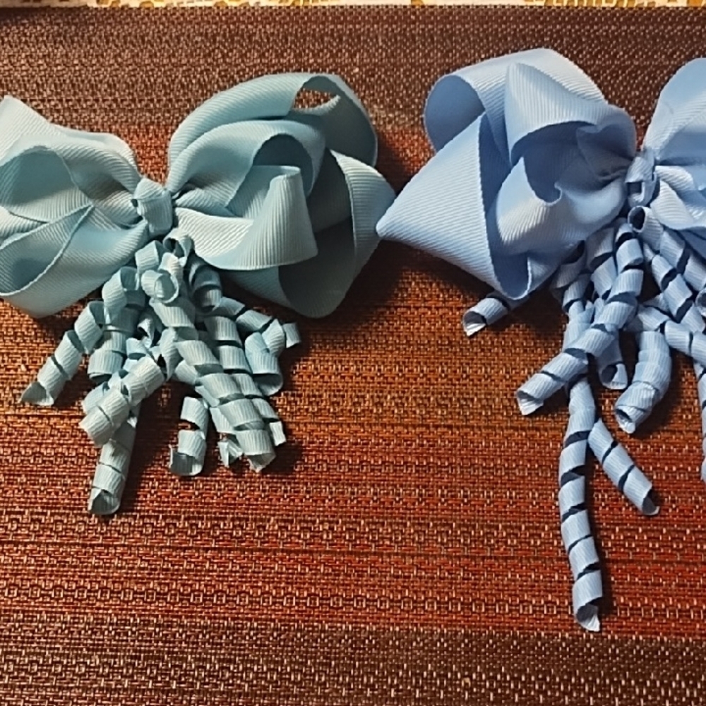 No Boundaries Green and Blue Hair Accessories with Curled Streamers